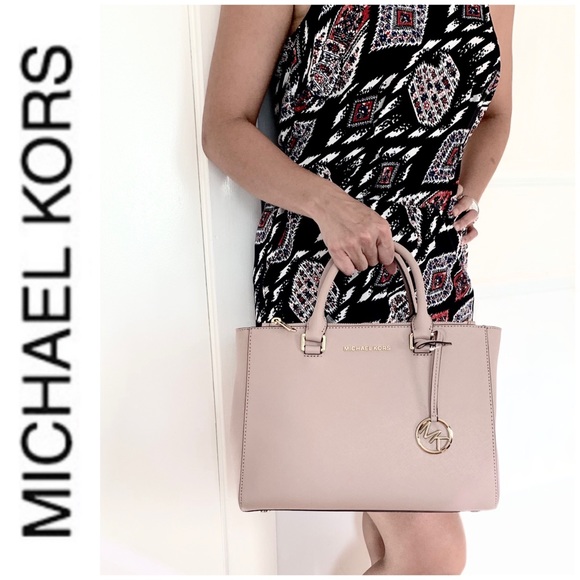 NWT authentic MK leather Kellen satchel fawn - Picture 6 of 6